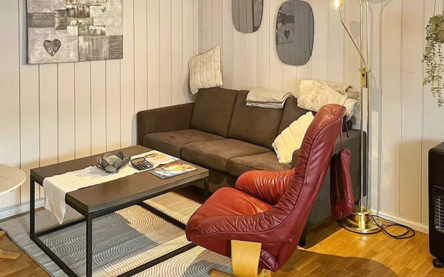 4 Person Holiday Home in Skulestadmo