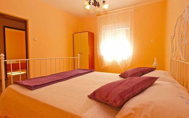Apartment 1157