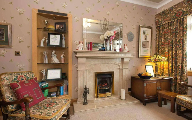Braeside House