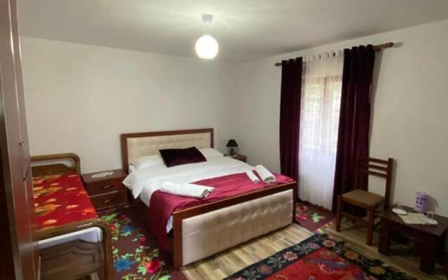 Guesthouse Mehmeti