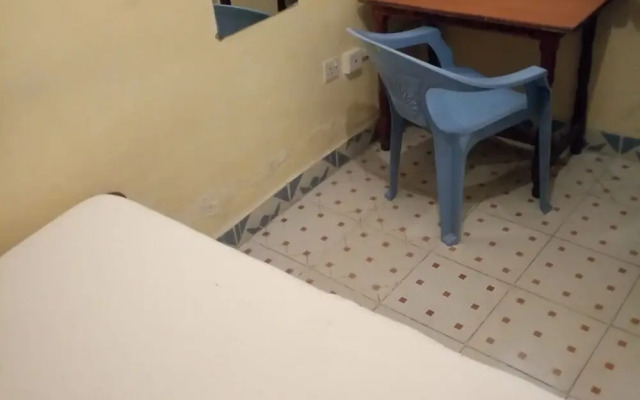 Travellers Guest House - Adults Only