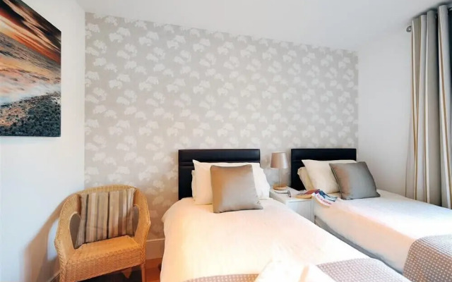 No. 2, 26 Broad Street