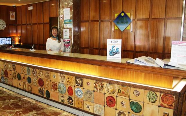 Hotel Tropical