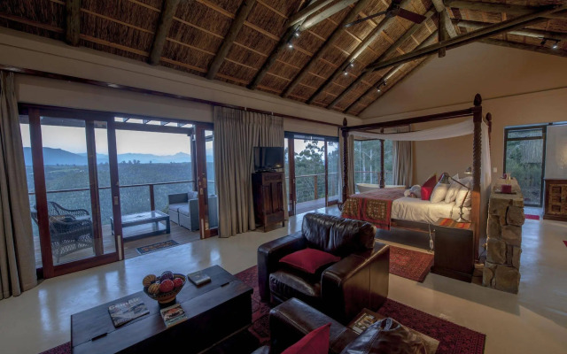 Tamodi Lodge and Stables