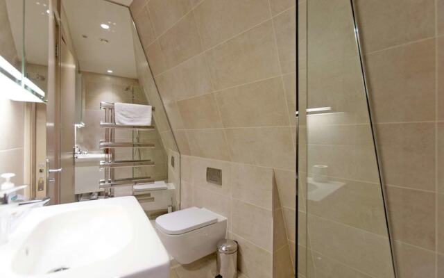 Luxury Loft Oxford Street with AC