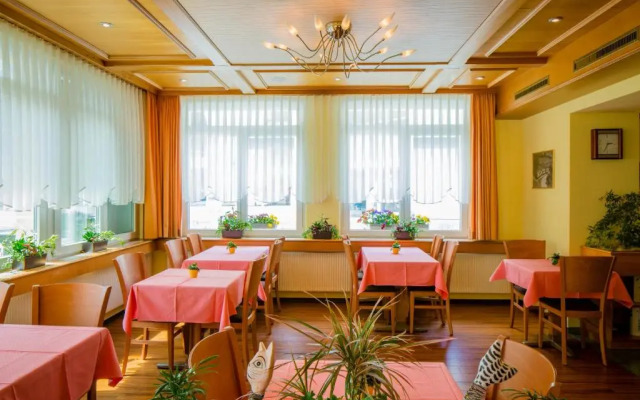 Hotel Heilquelle