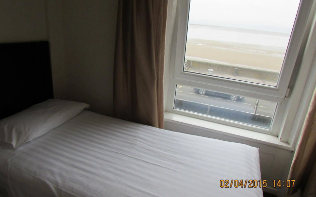 The Royal Clarence Hotel