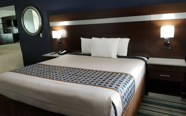 HomeBridge Inn and Suites