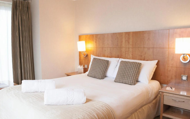 Harbour Heights Hotel