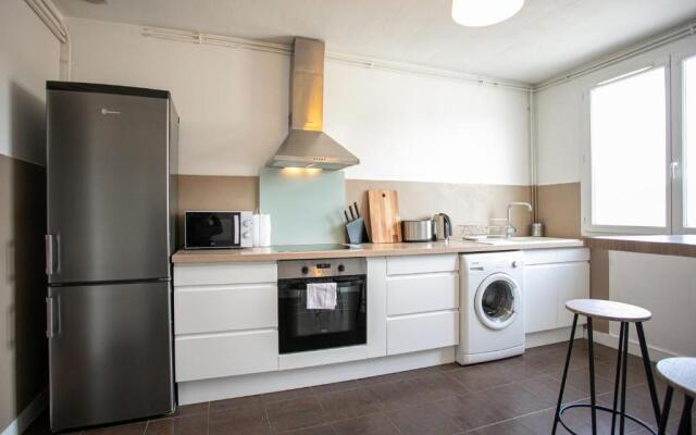 Magnifique T4/refait à Neuf/spacieux et Lumineux