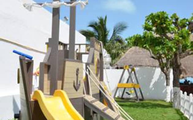 Oceanfront Condo at Voted Best Cancun Sandy Beach