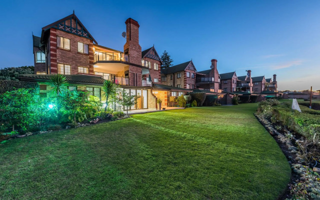 Beacon Wharf , George Hay 4 Holiday Accommodation