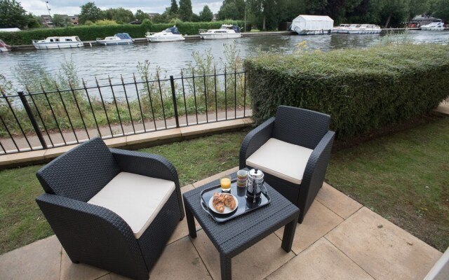 Celador Apartments - Regents Riverside Serviced Apartments