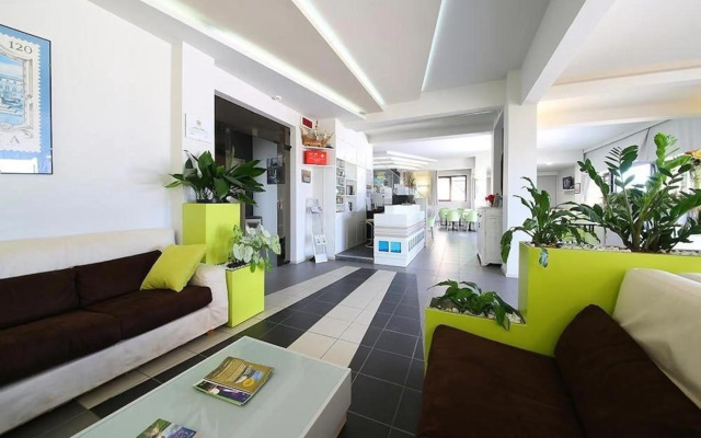 Hotel Caravel
