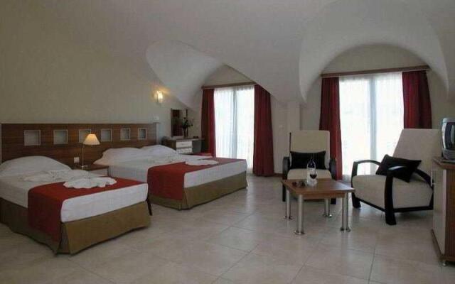 Royal Garden Park Hotel