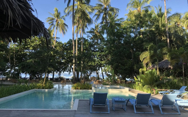 El Nido Mahogany Beach