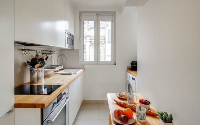 Gorgeous Flat 3 Mins To Oberkampf Metro