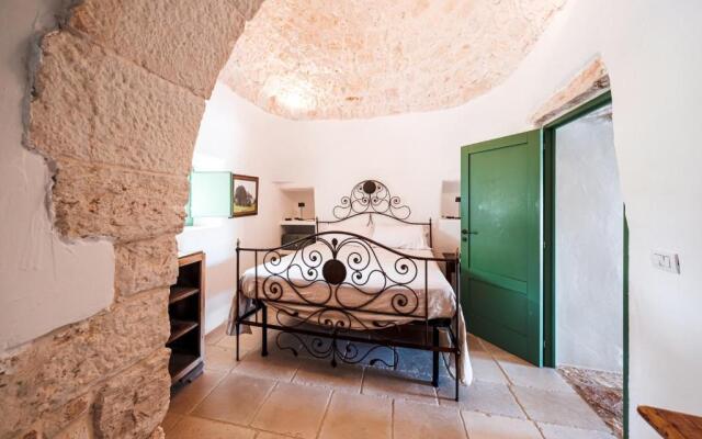 HelloApulia Trulli Li Cridd