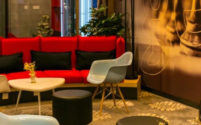 ibis-Xi’an Linyi Terracotta Warriors