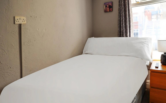 The Shores Hotel, Central Blackpool
