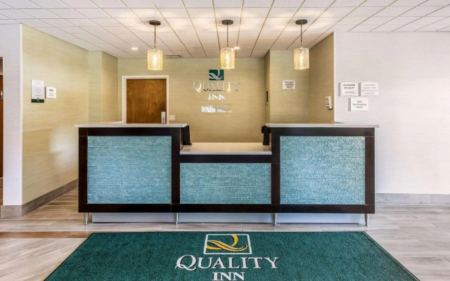 Quality Inn Palm Beach International Airport