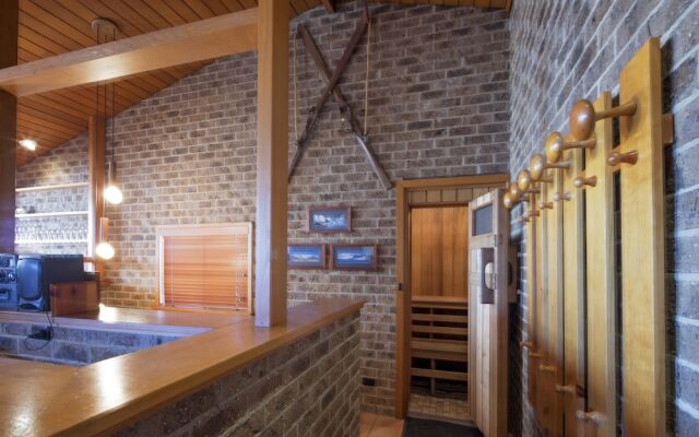 Bundilla 4- Townhouse with Sauna