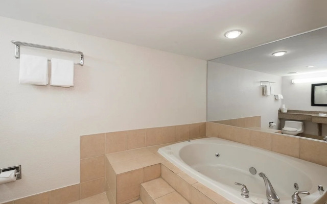 Howard Johnson Mt Holly Nj