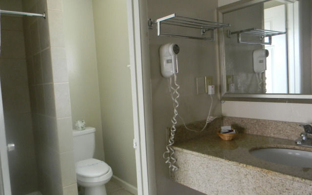 Budget INN At The Heavenly Gondola