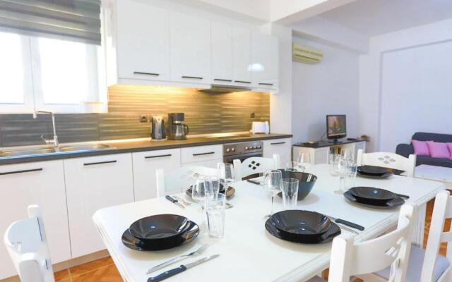 Paola House