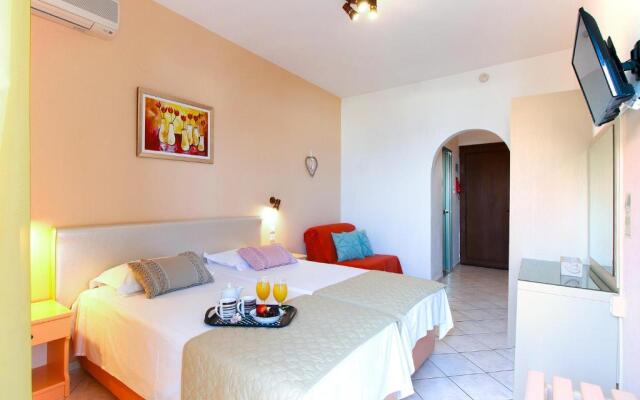 Hotel Rea