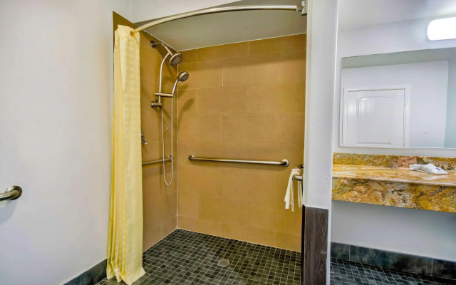 Motel 6 Gardena