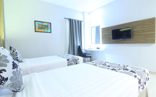 Grand Amira Hotel