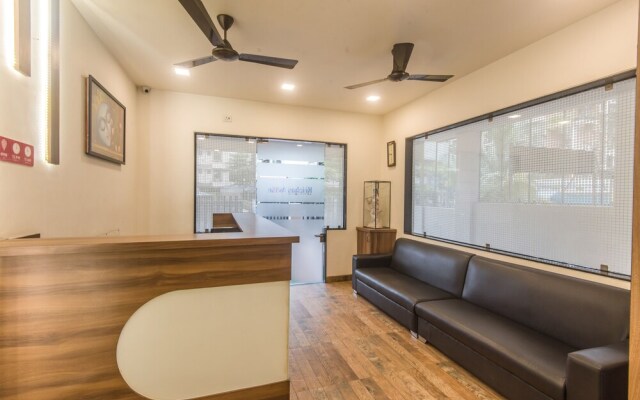 OYO 4125 Apartment Kamothe