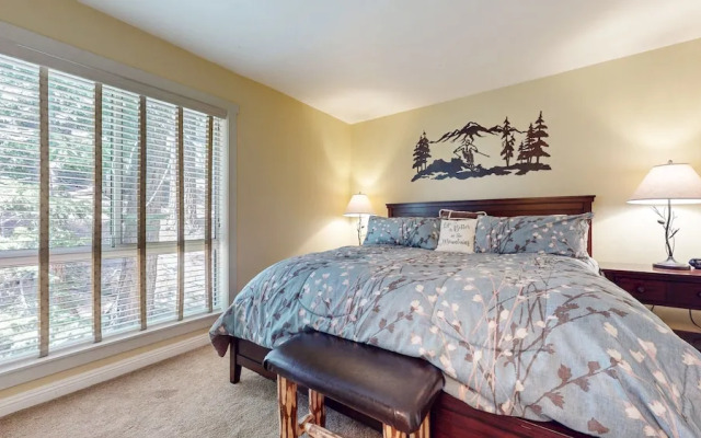 Bigwood #30 2 Bedroom Condo