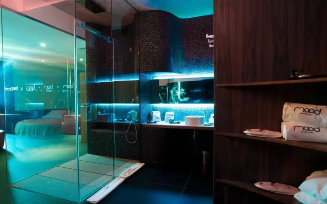 Mood - Private Suites