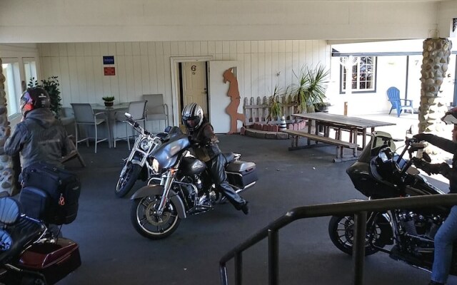 Ocean Breeze Motel