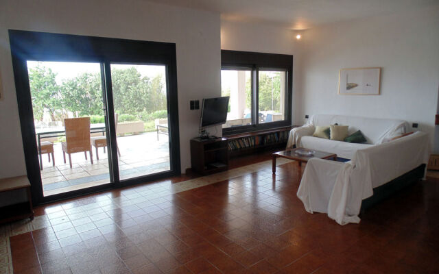 Achillion Apartments And Studios