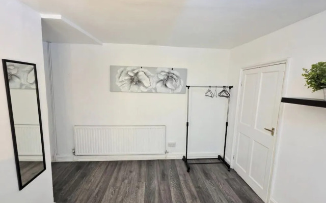 Cosy Liverpool Apartment Upto 8 Guests