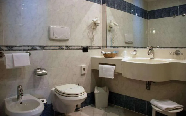 Point Hotel Conselve