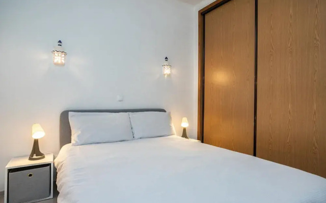 Nice Terrace and Pool Alvor Flat