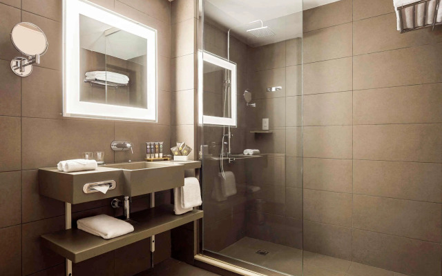 Novotel Jeddah Tahlia Street 