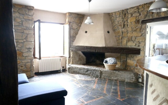 House With 6 Bedrooms in Donostia, With Wonderful Mountain View, Enclosed Garden and Wifi