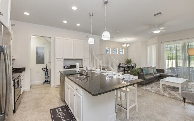 134fr 5 Bedroom Townhouse