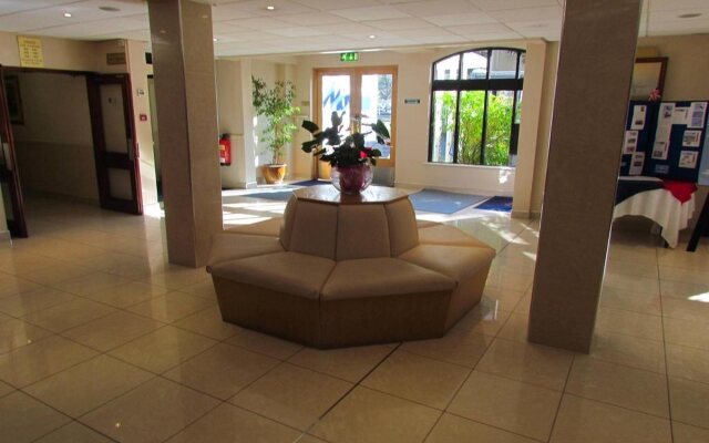 Mayfair Hotel