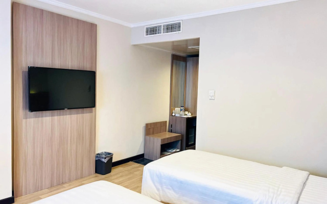 Royal Asia Palembang – Guest Rooms – Palembang
