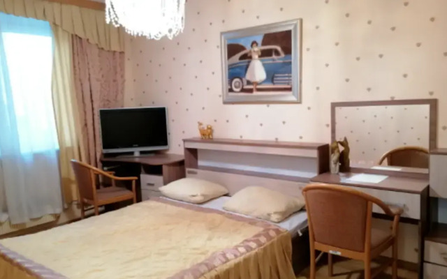 Добро пожаловать в столицу на улице Большая Спасская 27