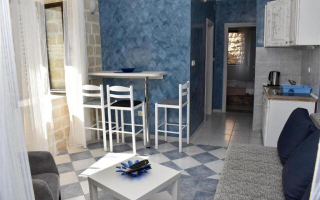 Lanterna Apartments