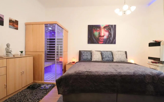 Apartment Relax Strašnice: with Private infra-sauna !