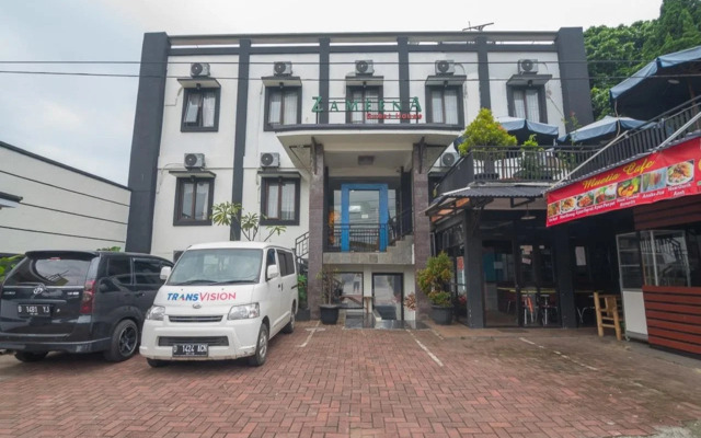 Zameena Guest House by RedDoorz