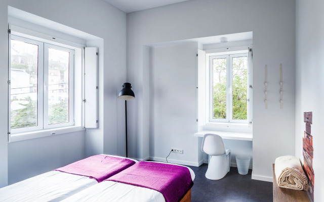 JOIVY Moon Hill Hostel